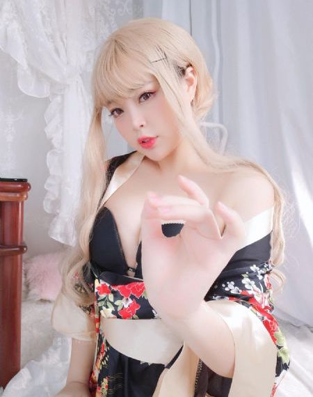 免费看国产美女胸和屁股的pp_在线免费观看电视剧