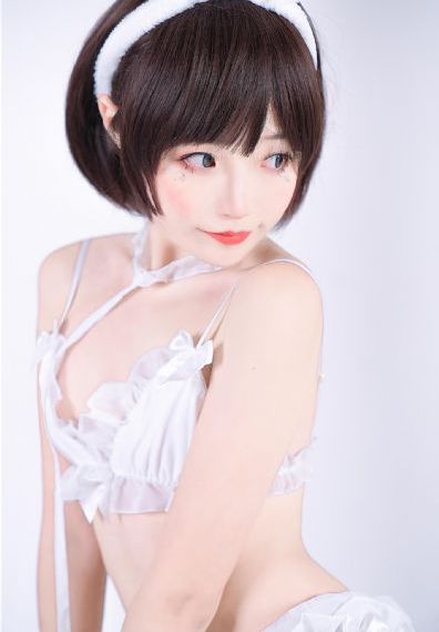毛片肥胖女人视频播放_BD英语视频大全