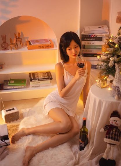 岳的手伸进我内裤里的视频_高清日韩免费观看
