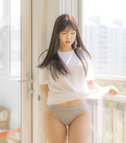欧美网友自拍一区_4K完整视频观看