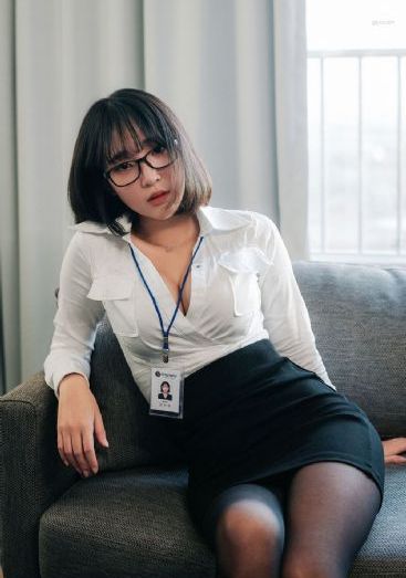 美女被艹喷水_1080HD高清在线观看