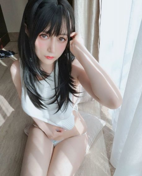 ass芬兰丰满女人pics_BD韩语全集免费播放