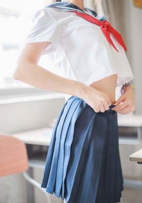 后入牛仔裤草莓在线_DVD神马在线观看