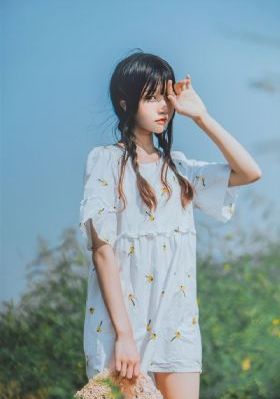 老头巨大粗长挺进校花体内视频_超清全集免费观看