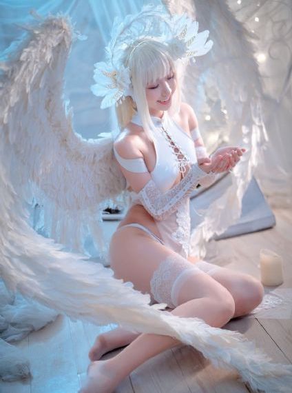 小美女直播露脸白丝_BD英语超清在线观看