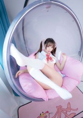 主人惩罚女仆掀裙子打屁股_高清电影在线看